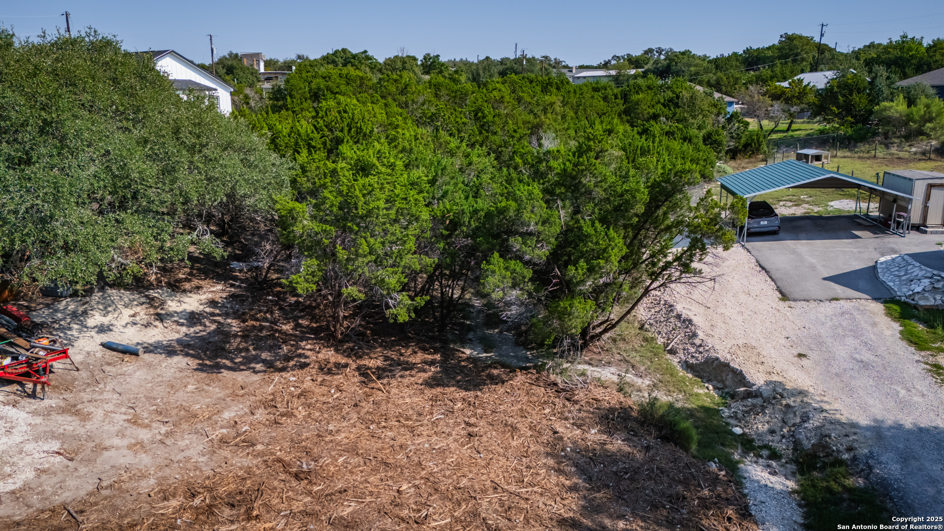 main property photo 6