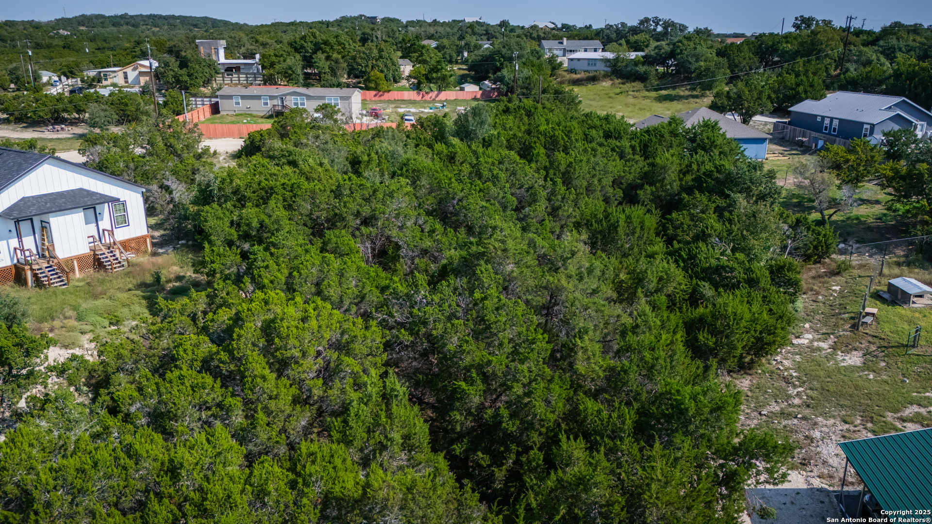 main property photo 8