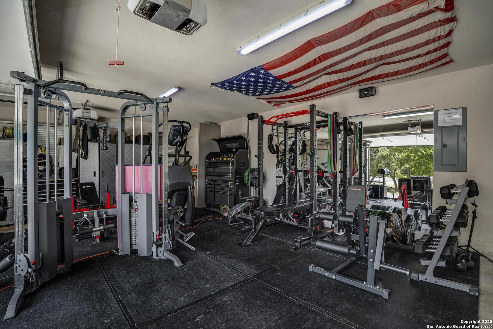 main property photo 30