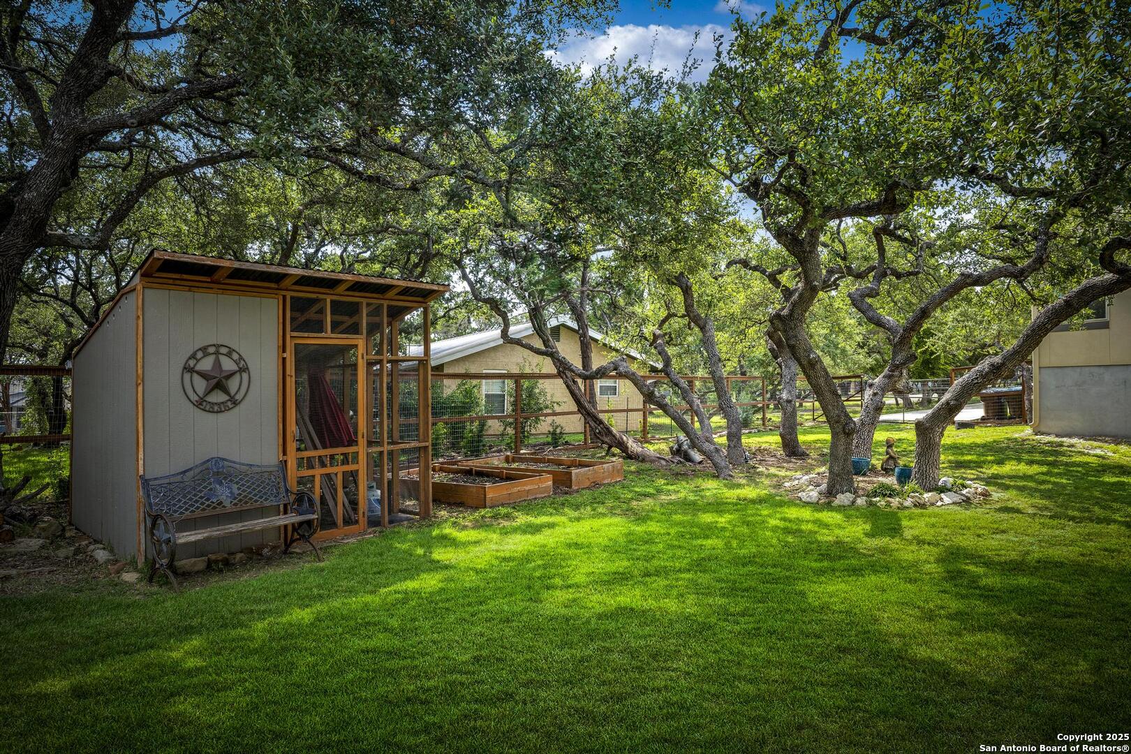 main property photo 36