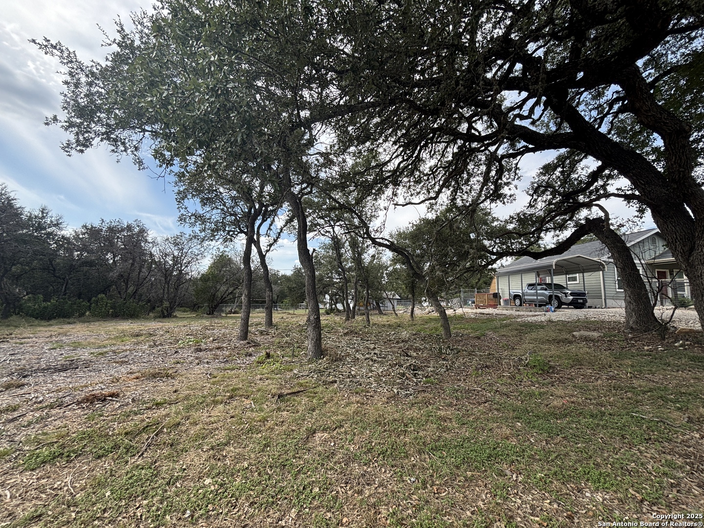main property photo 8