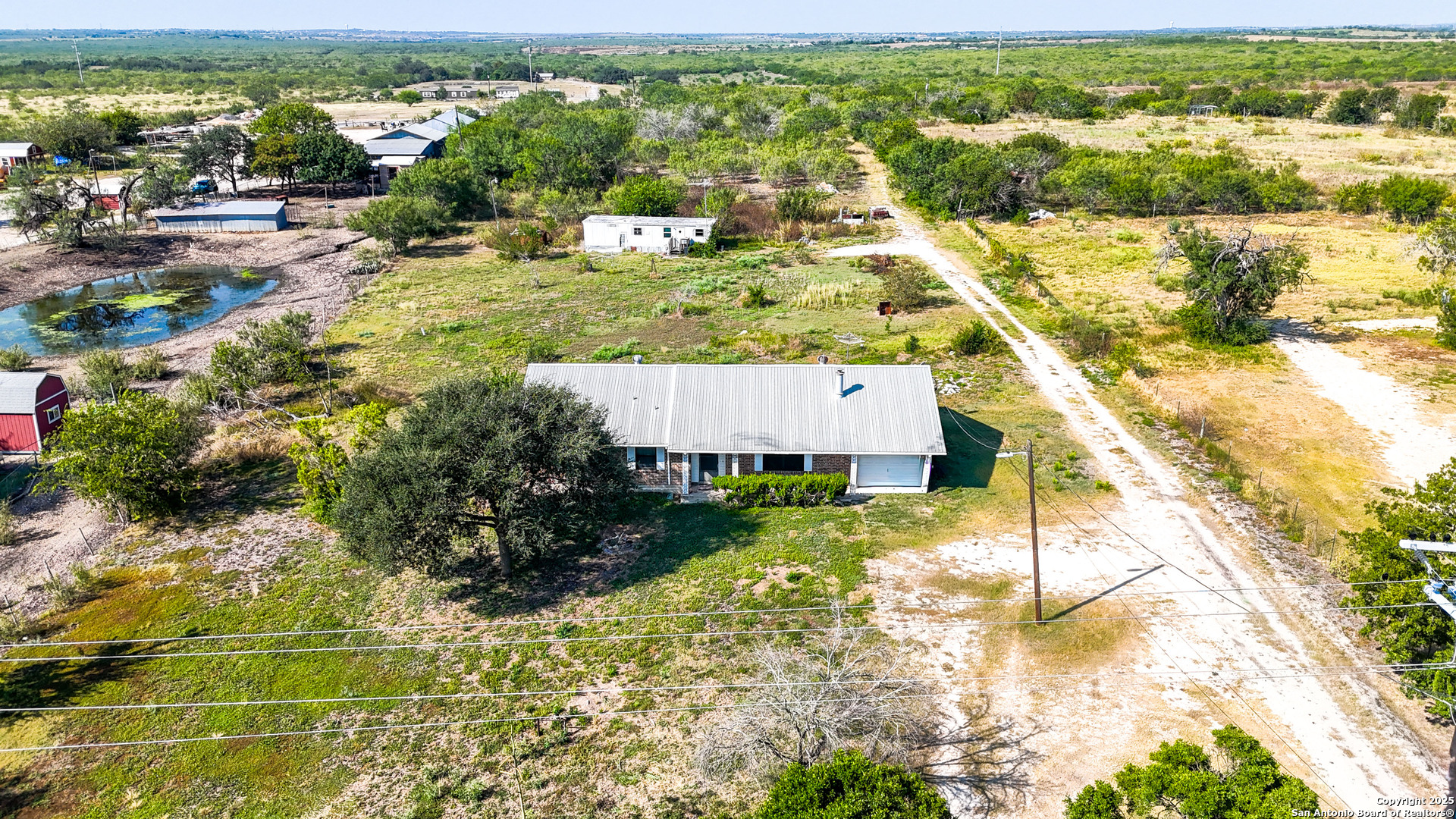 main property photo 25
