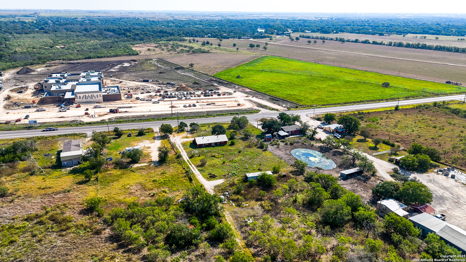 main property photo 36