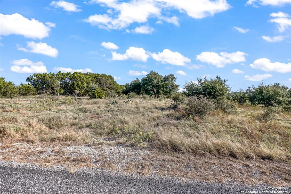 main property photo 13