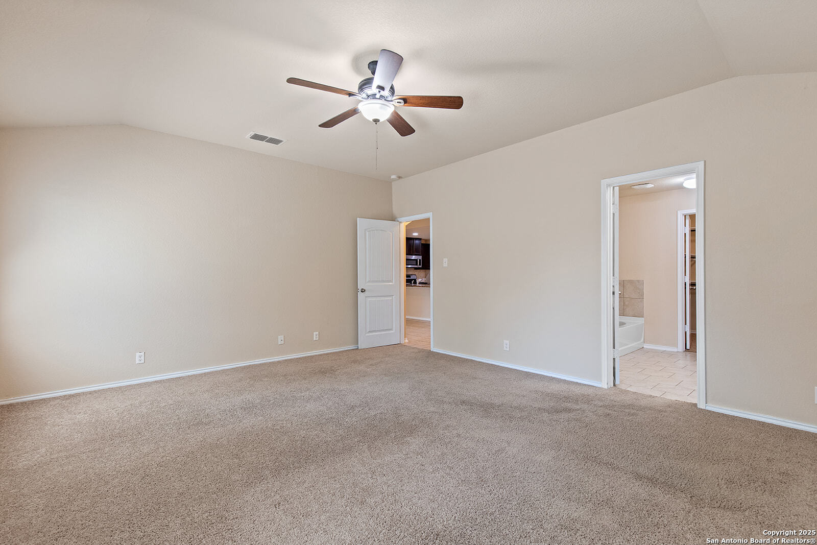 property viewer photo 20