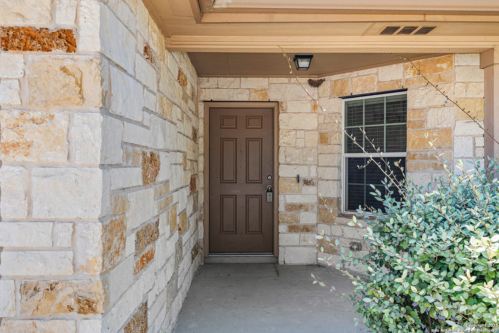 property viewer photo 3