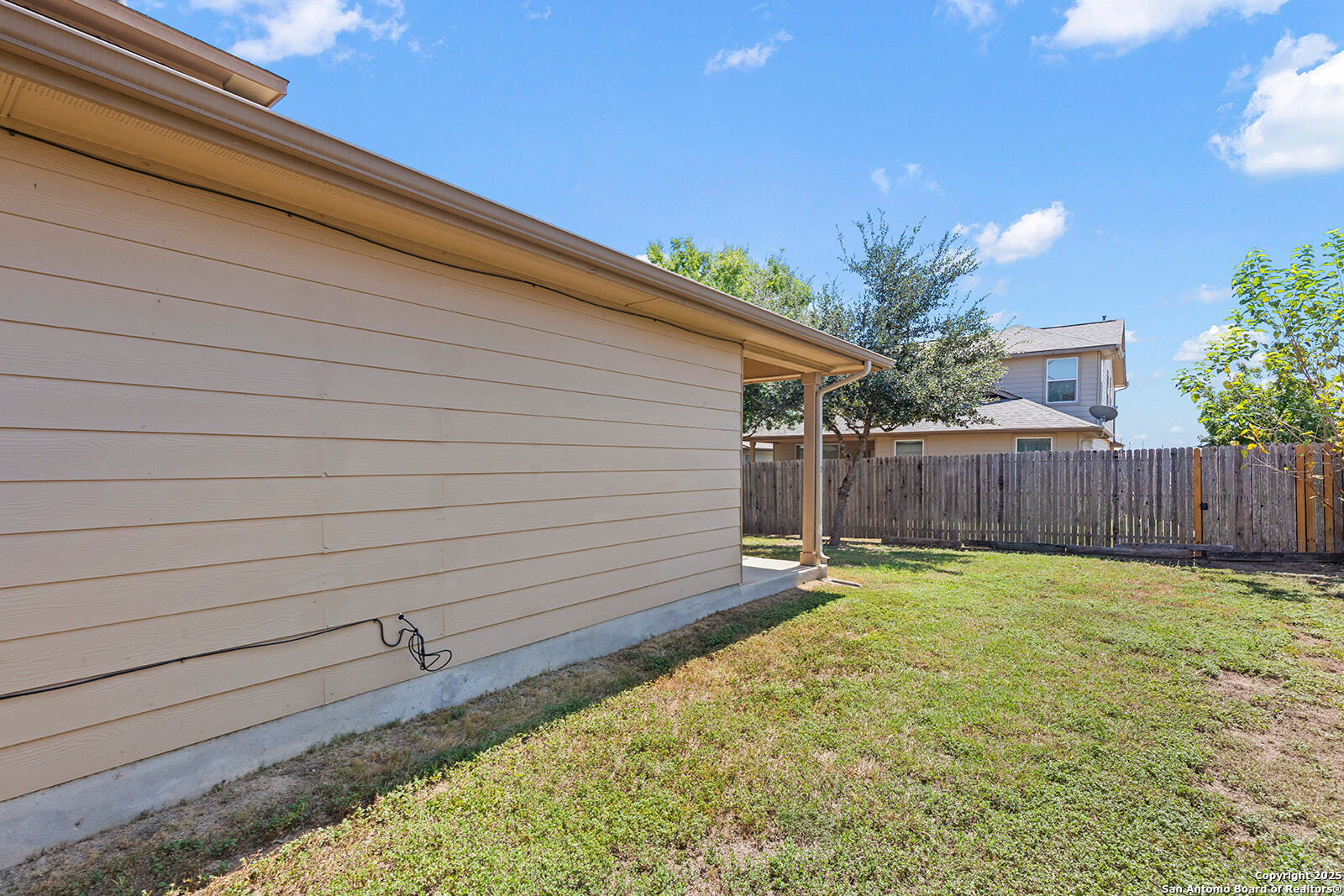 property viewer photo 34