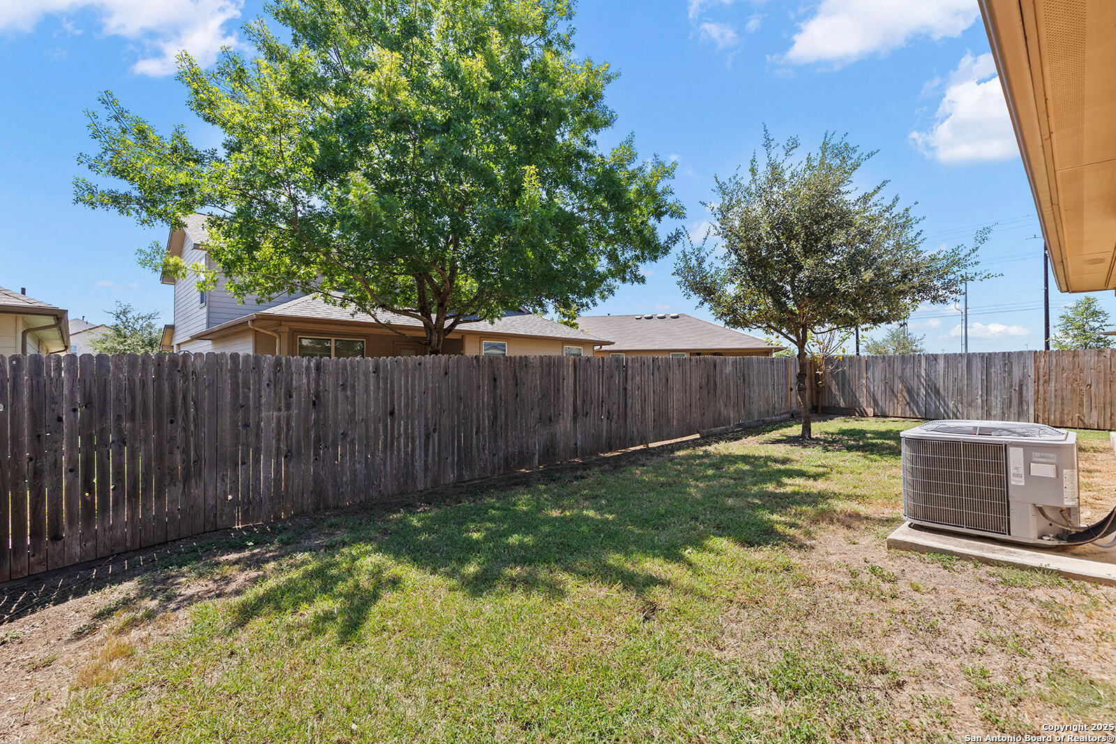 property viewer photo 37