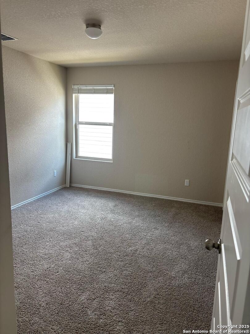 property viewer photo 16