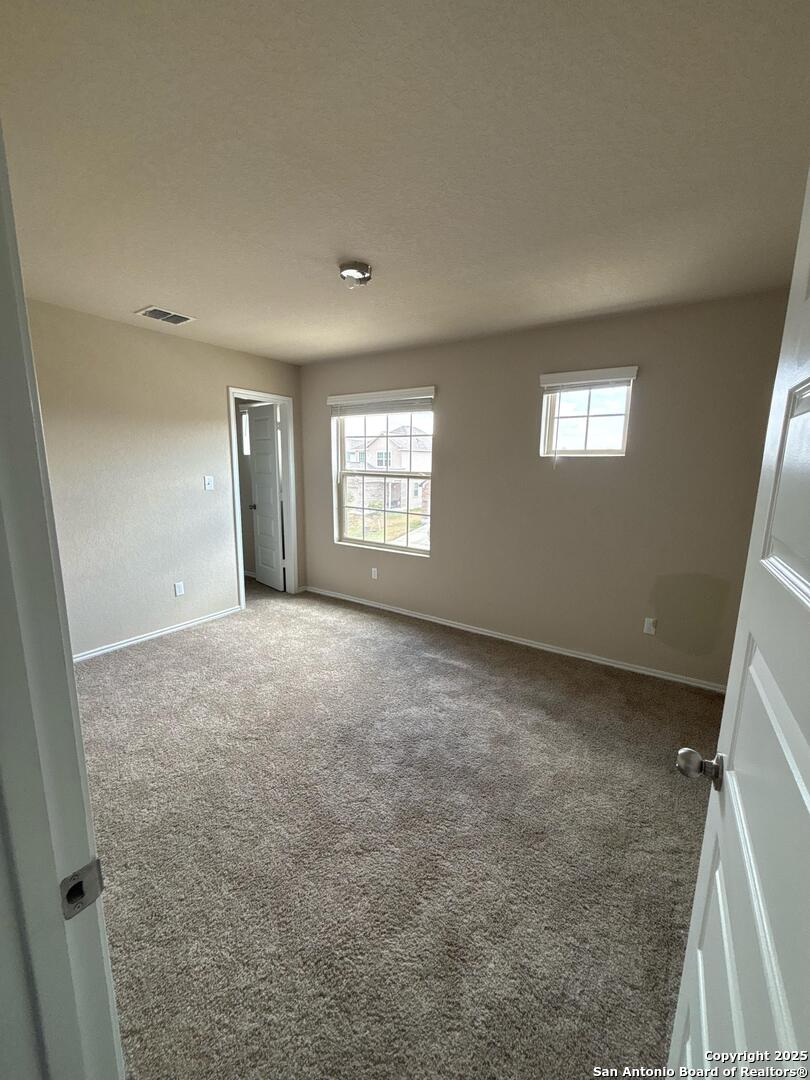 property viewer photo 17