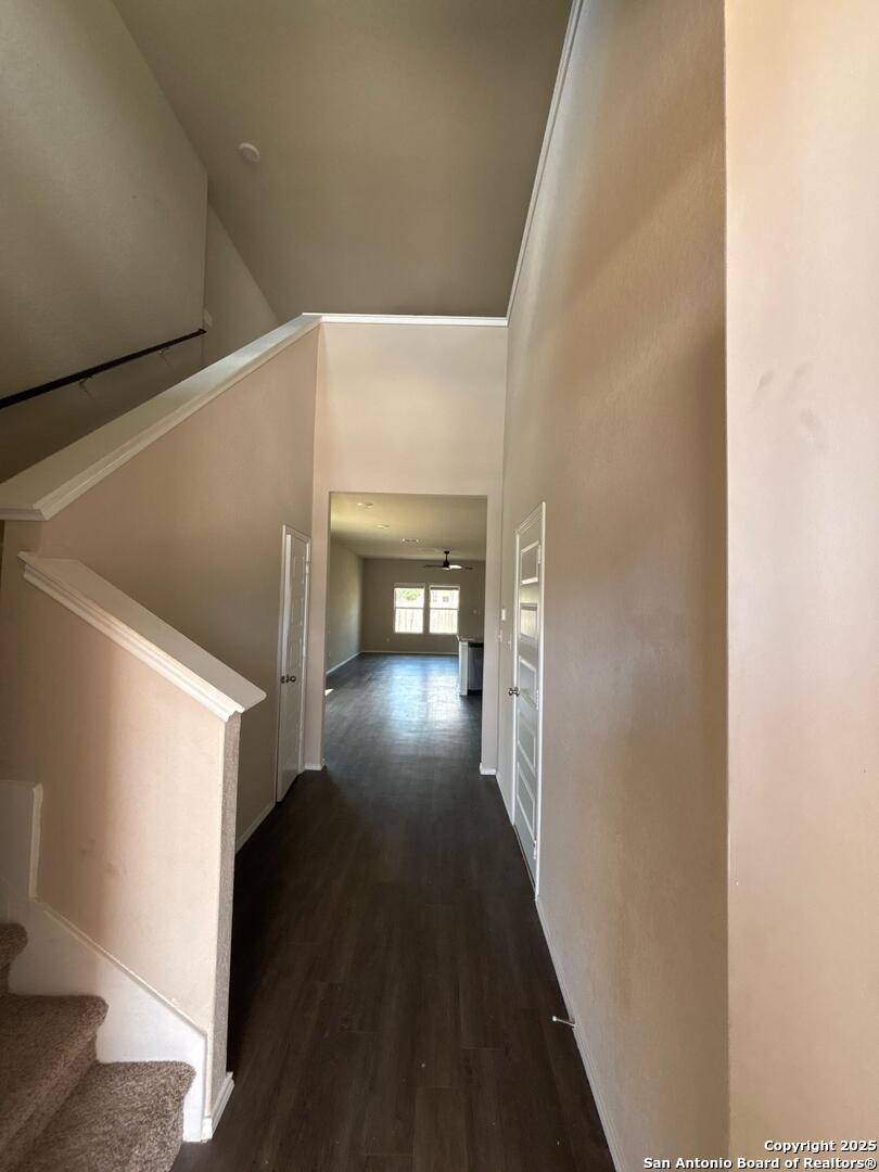 property viewer photo 2