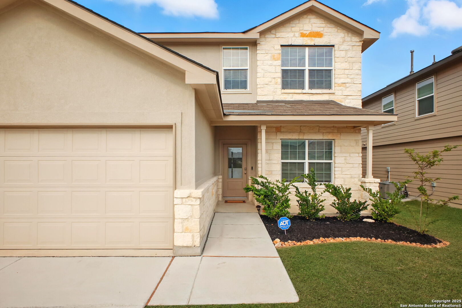 property viewer photo 1