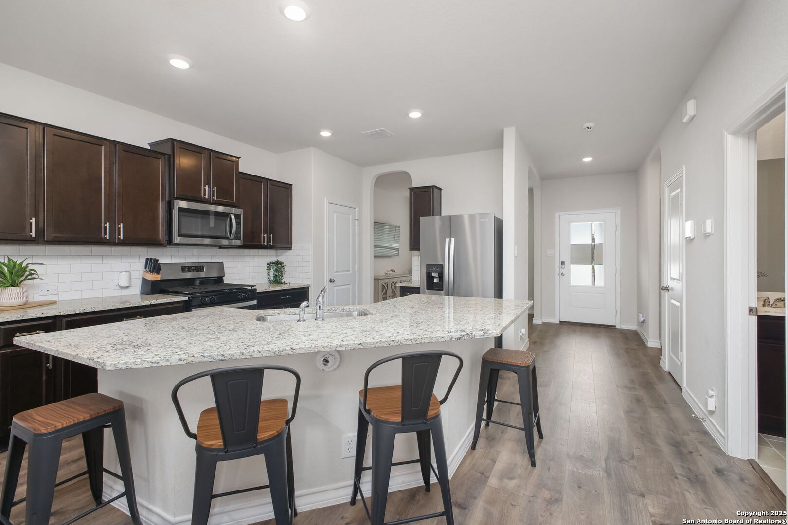 property viewer photo 11