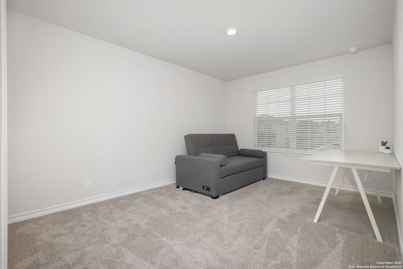 property viewer photo 22