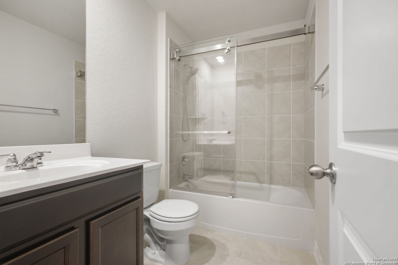 property viewer photo 23