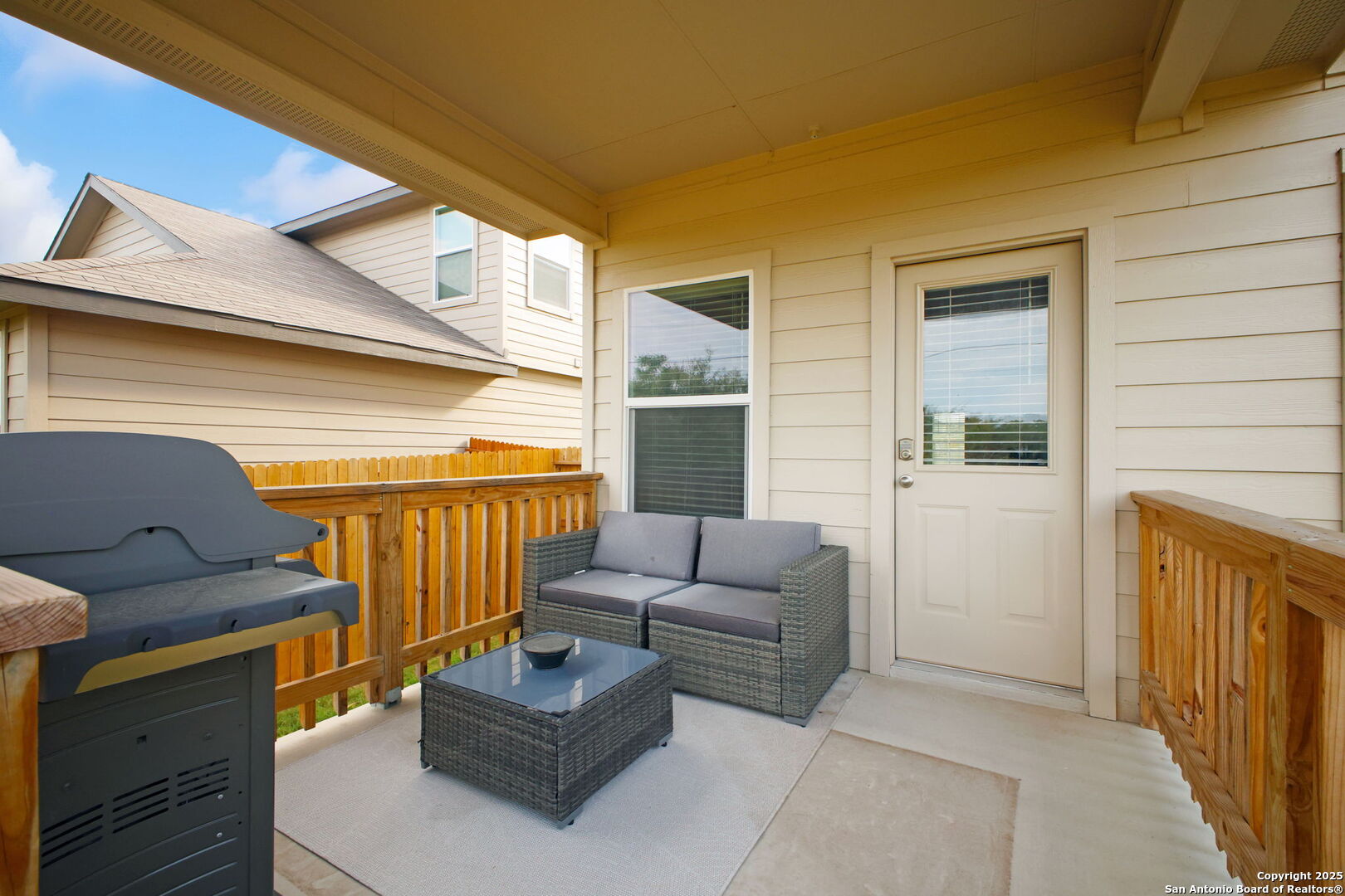 property viewer photo 8