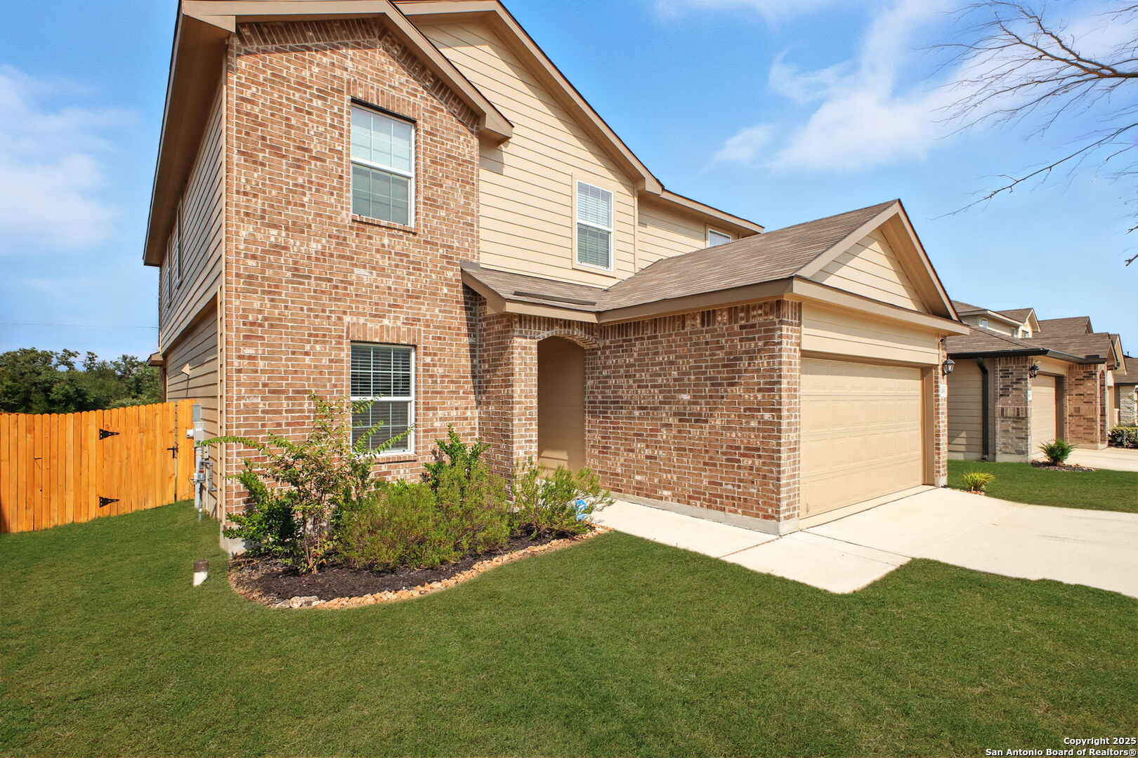 property viewer photo 1