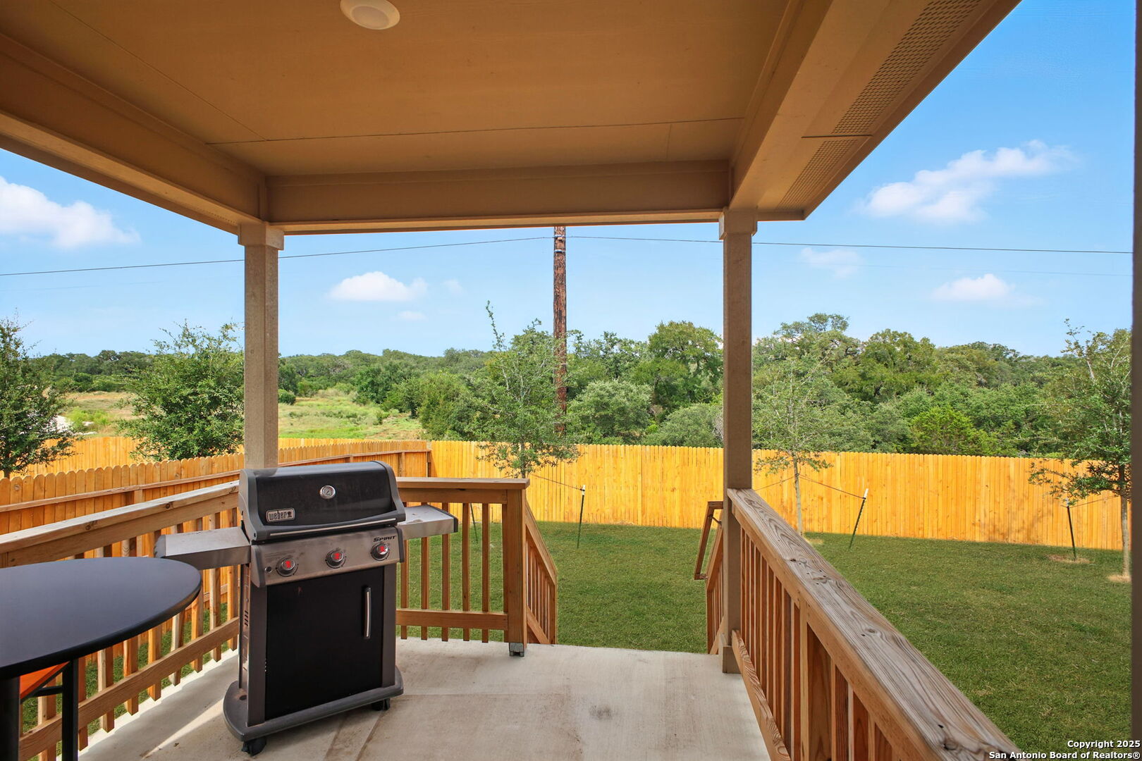 property viewer photo 16