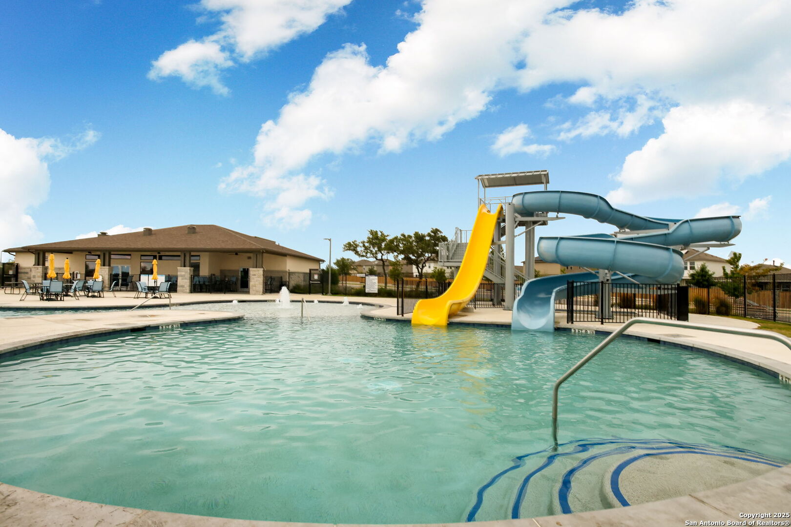 property viewer photo 25