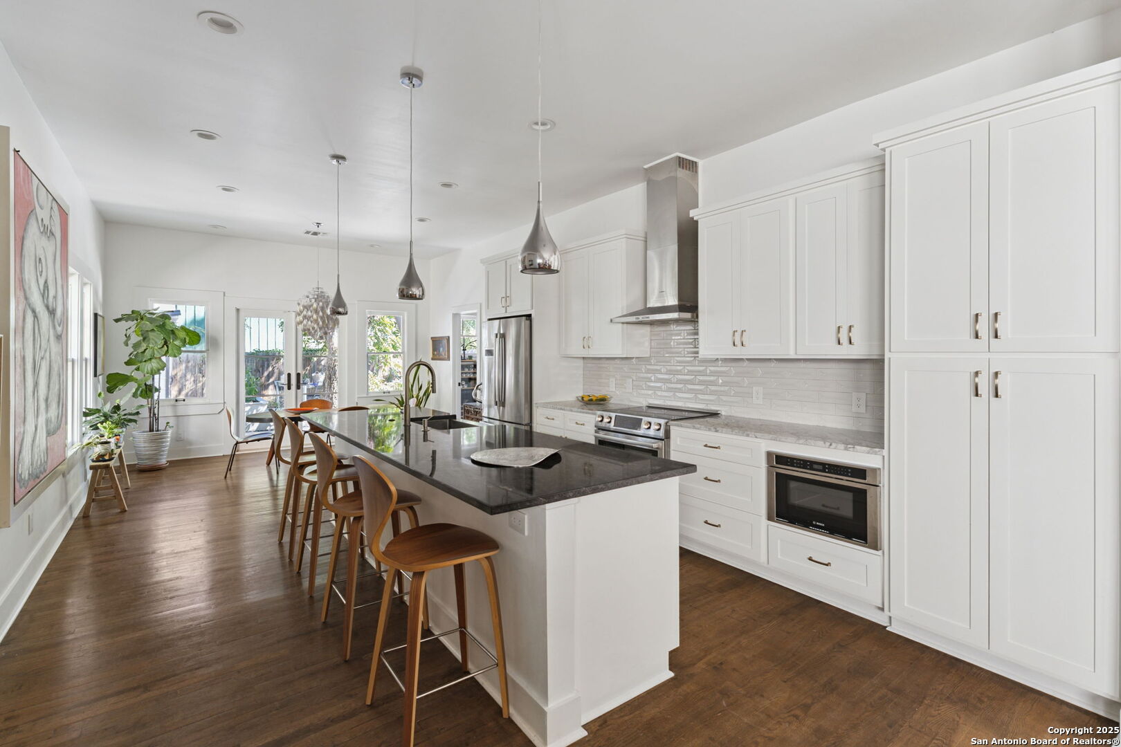 property viewer photo 10