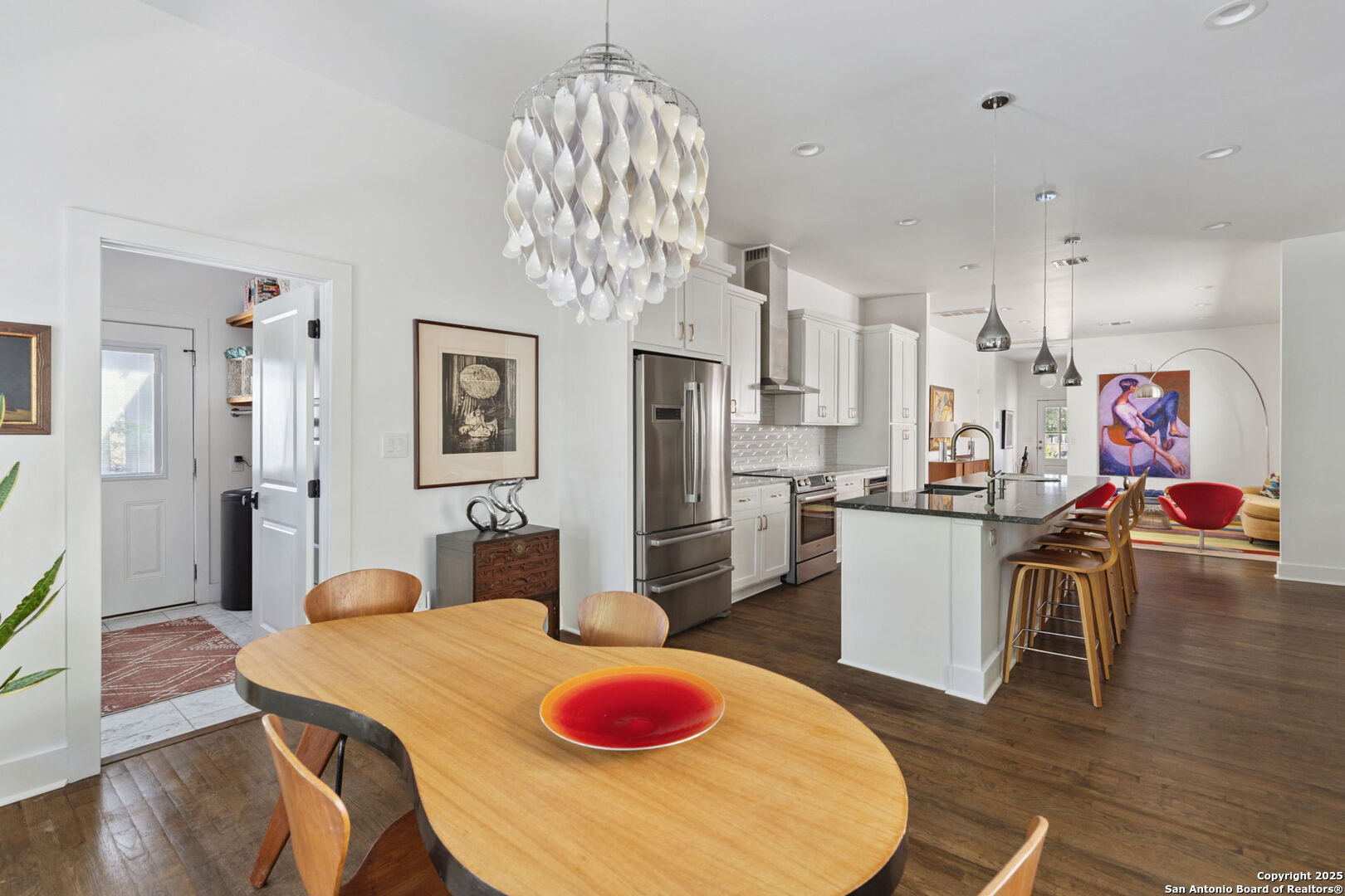 property viewer photo 14