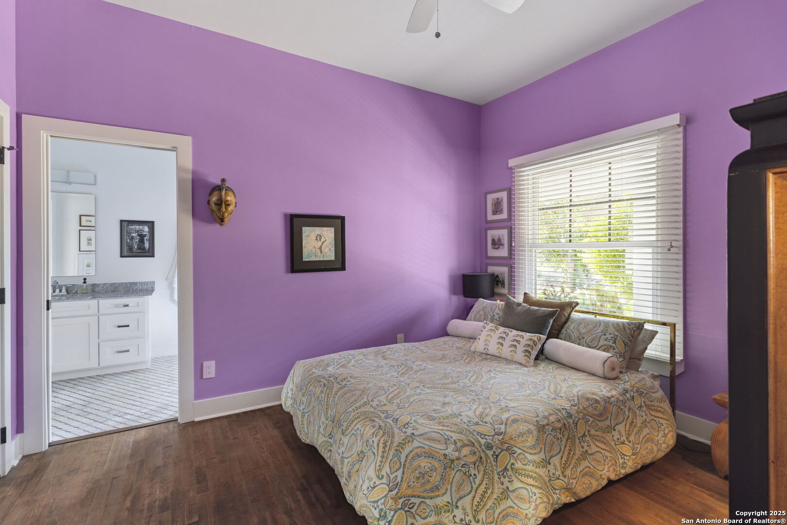 property viewer photo 22