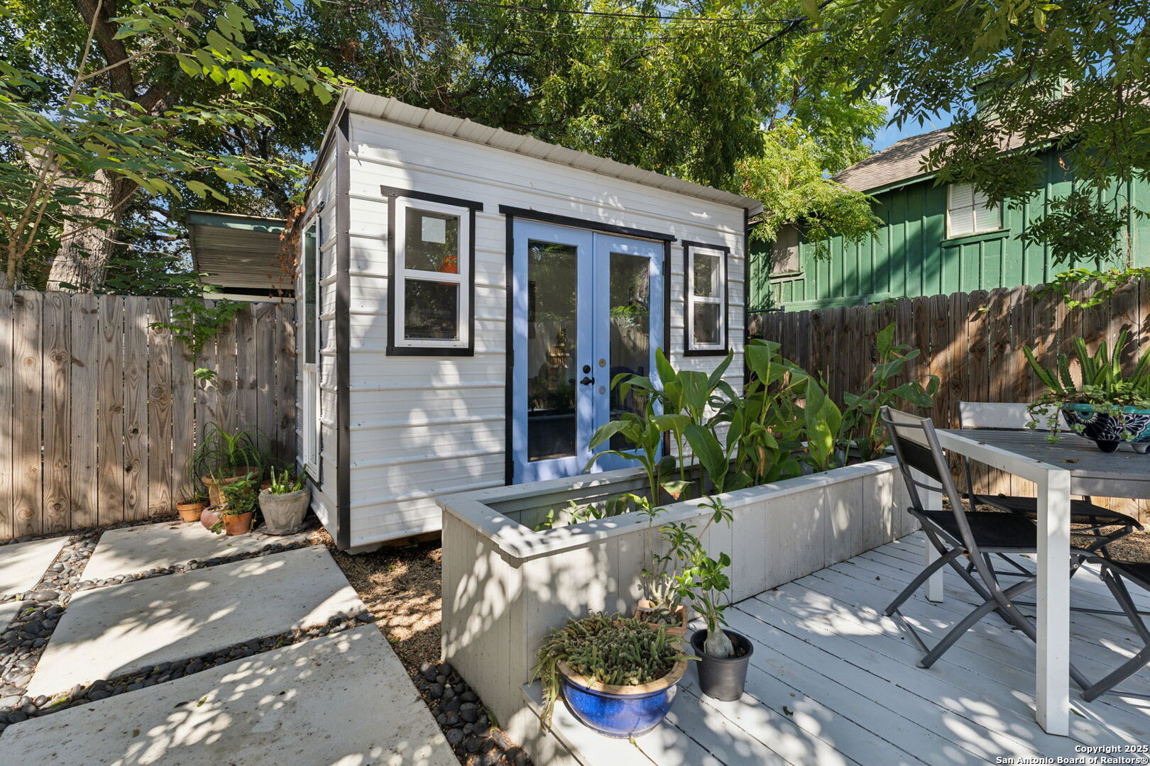 property viewer photo 30