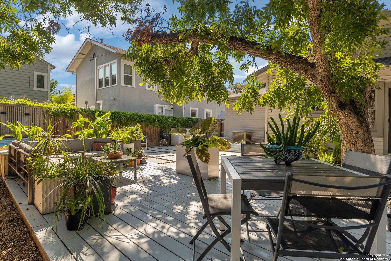 property viewer photo 34