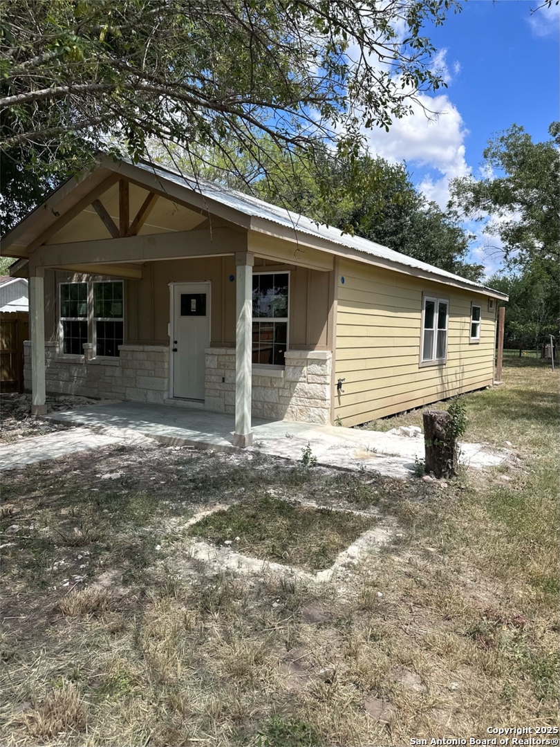 main property photo 4