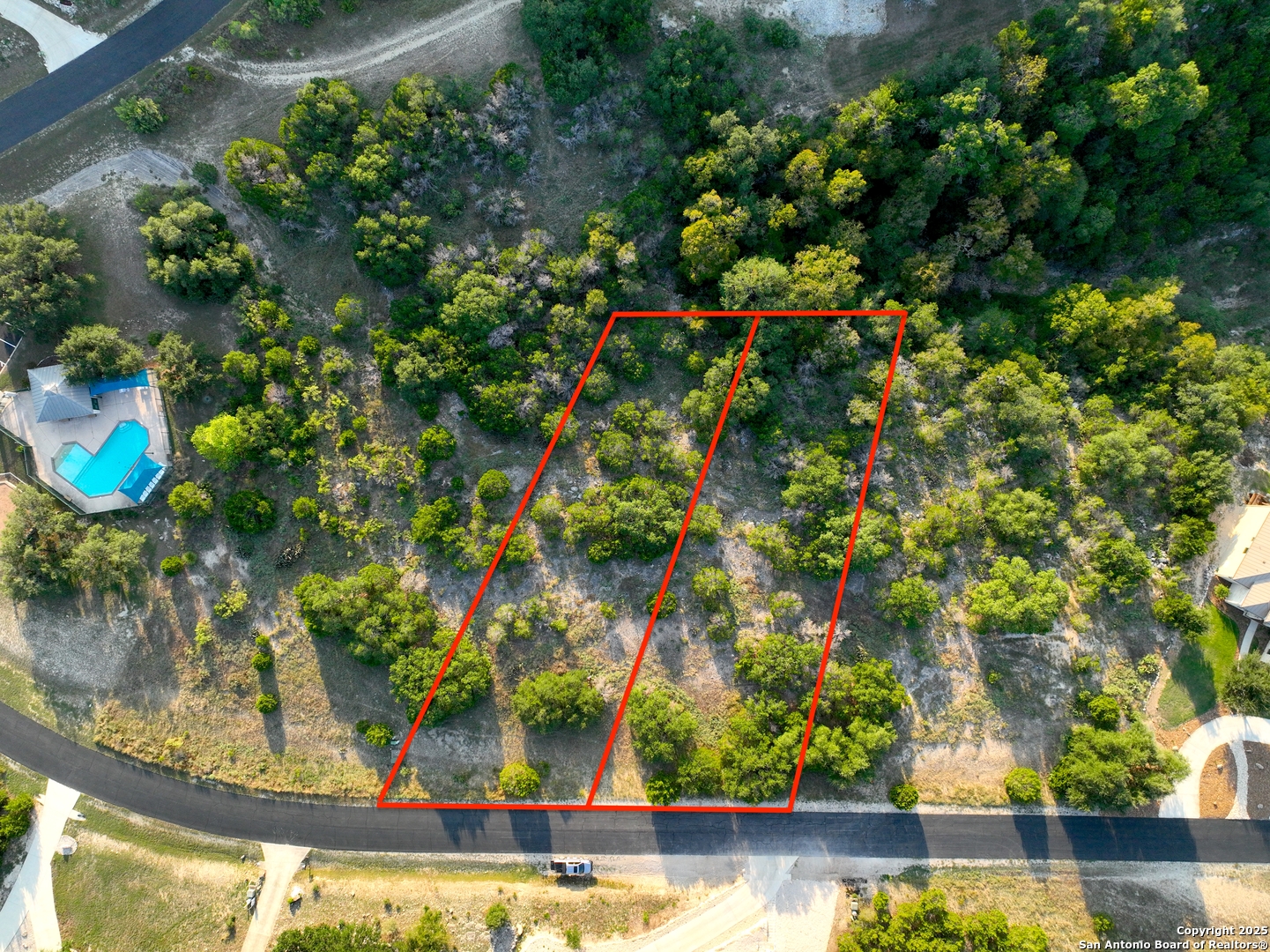 main property photo 12