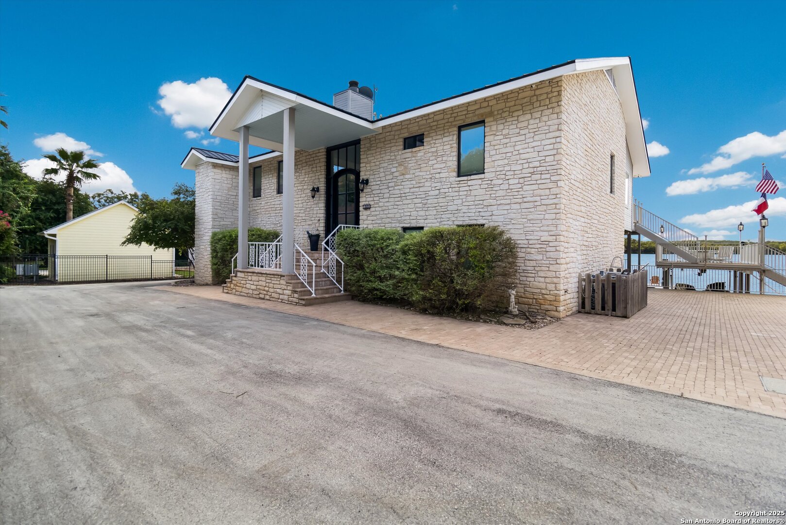 main property photo 48
