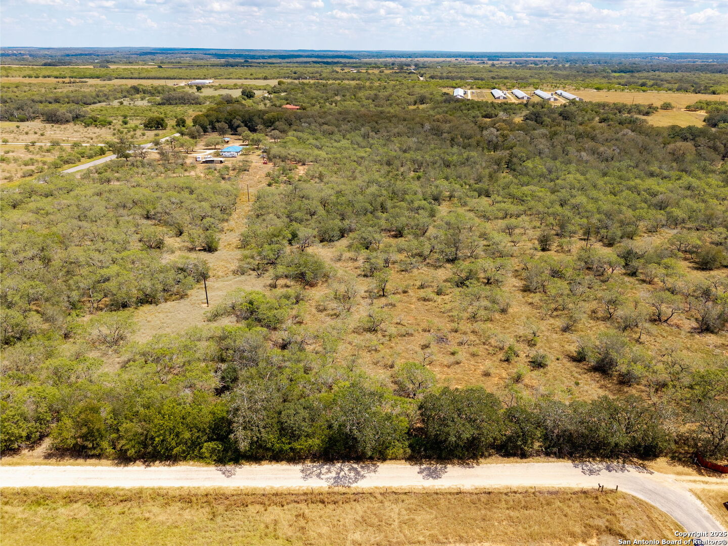 main property photo 7