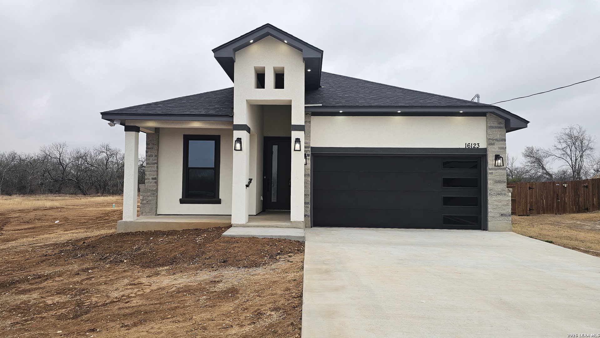 property viewer photo 1