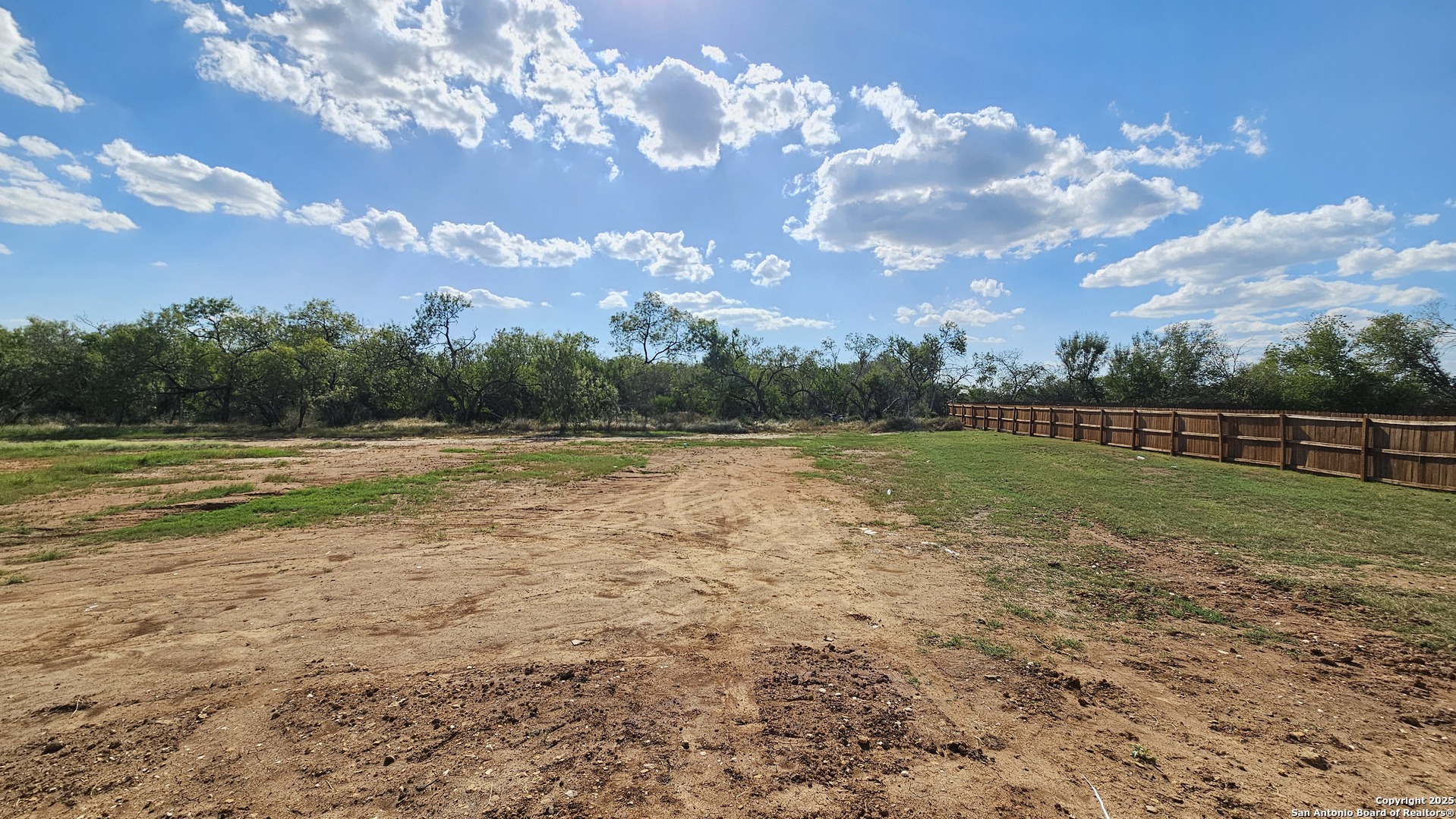 property viewer photo 34