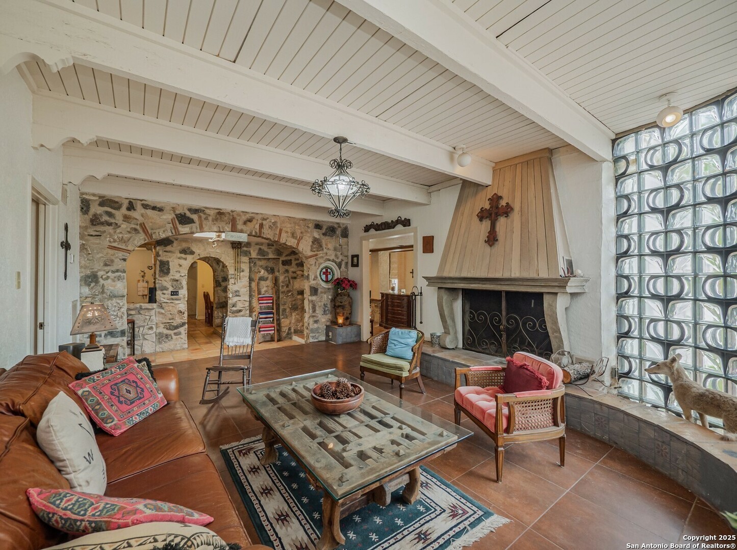 main property photo 13