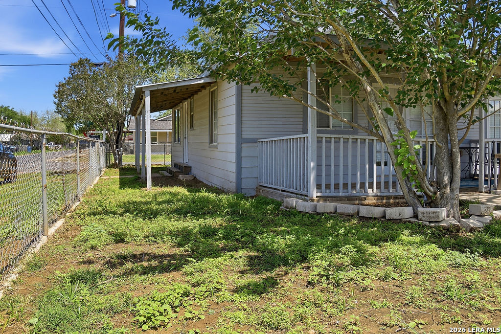 main property photo 9
