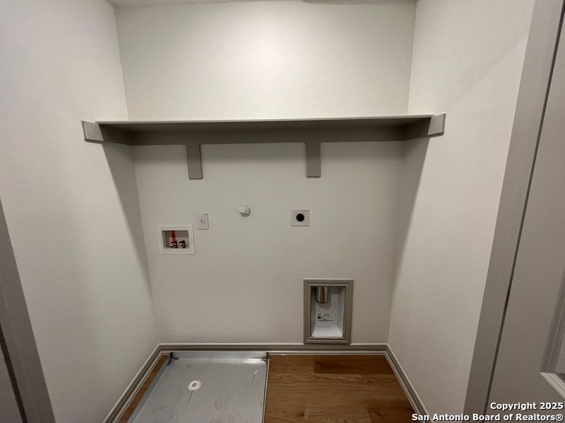 property viewer photo 10