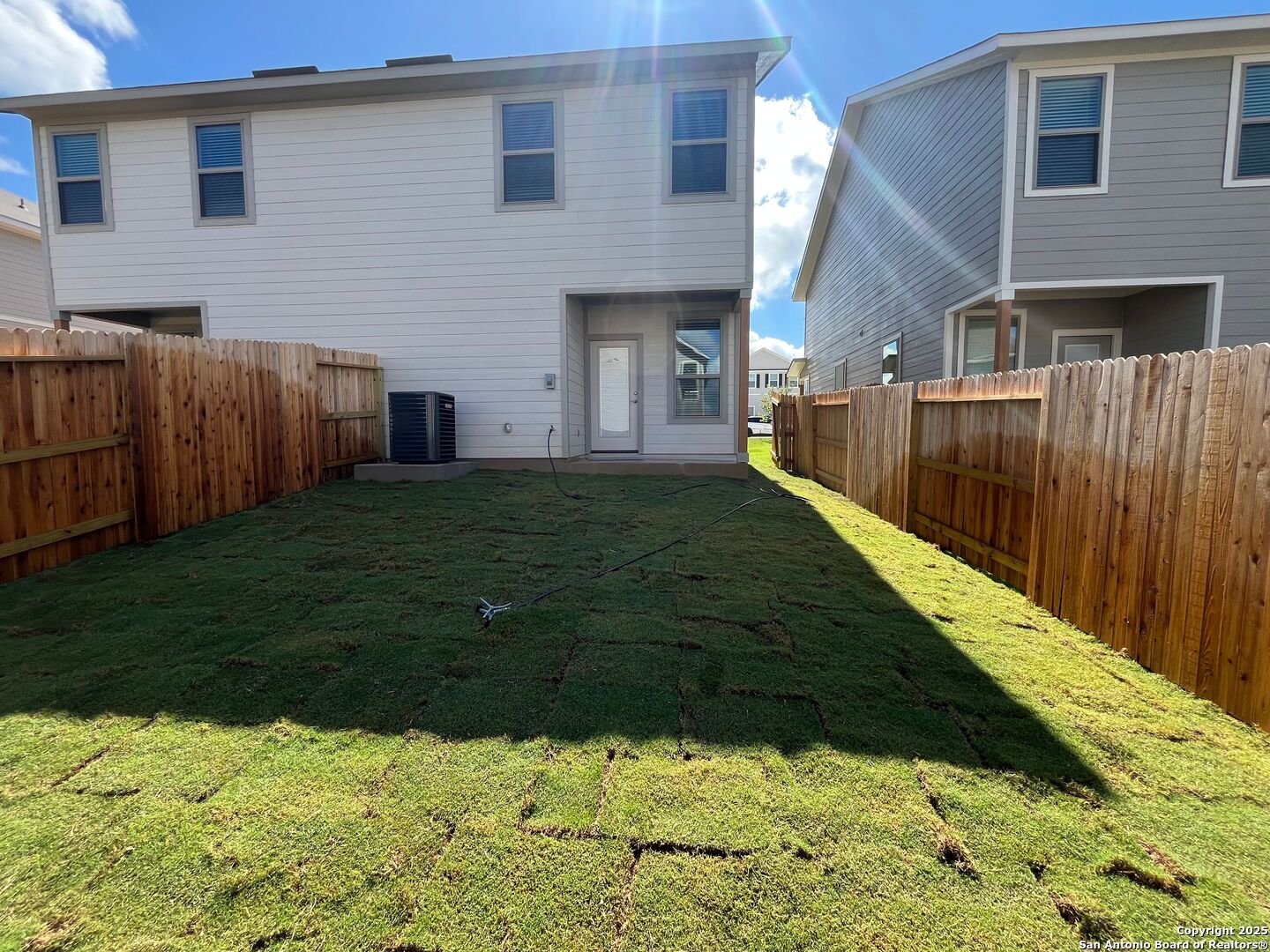 property viewer photo 13