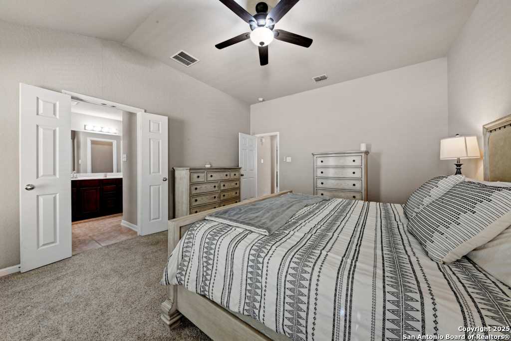 property viewer photo 16