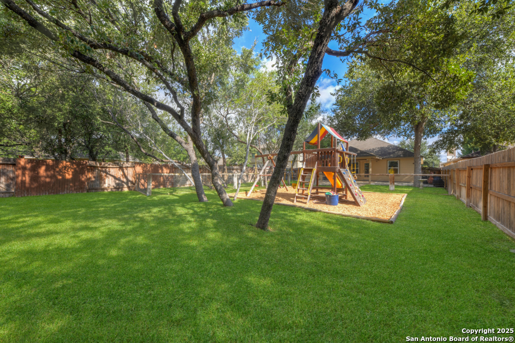 property viewer photo 31