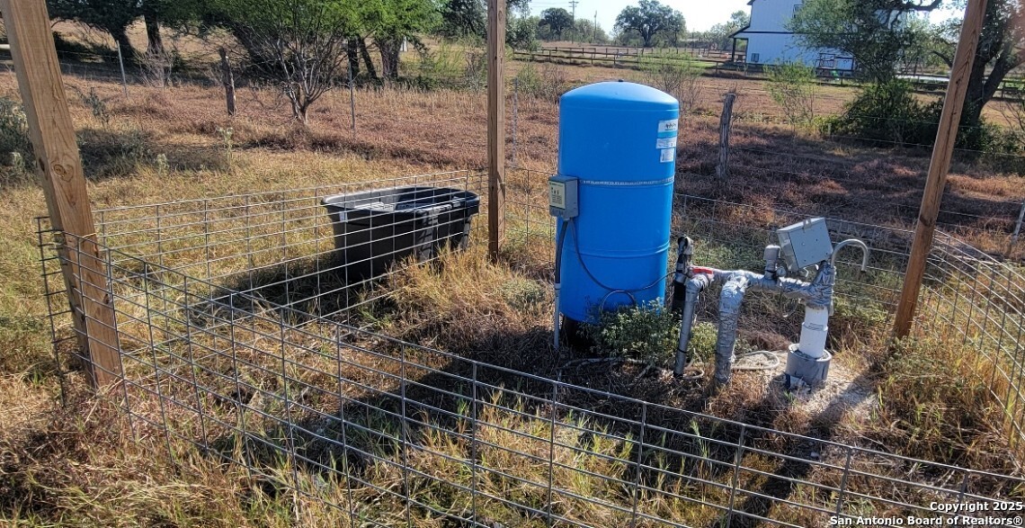 main property photo 17
