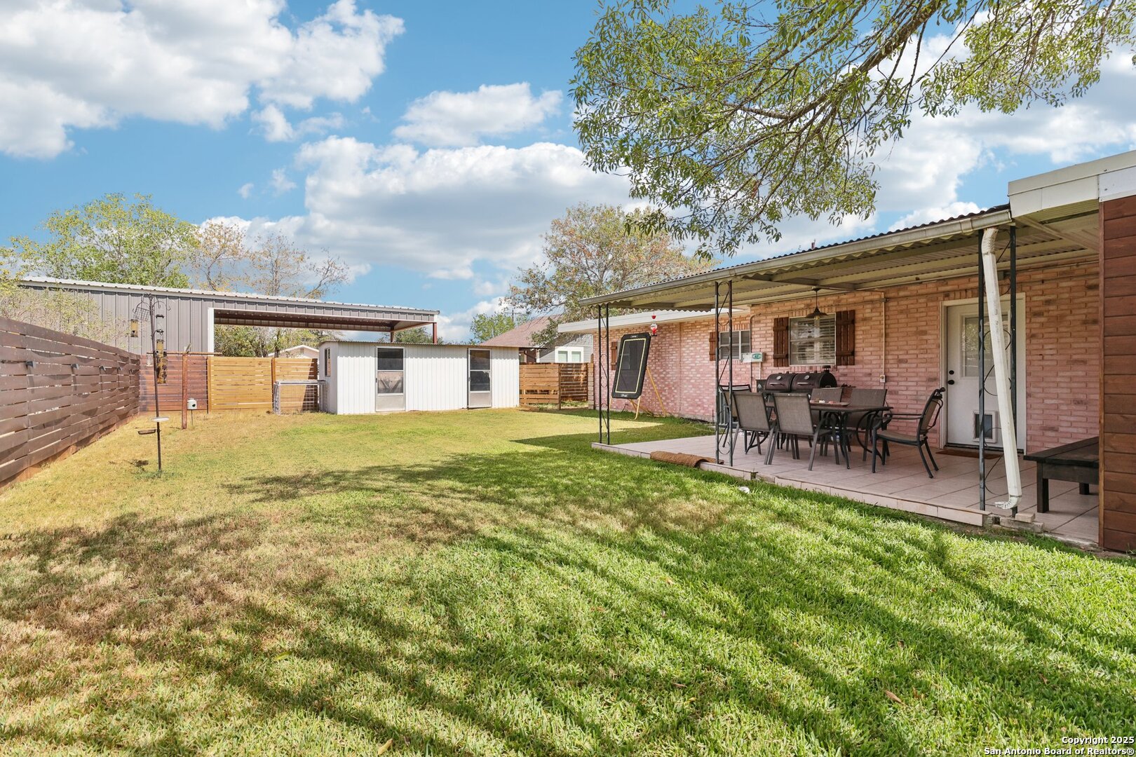 main property photo 50