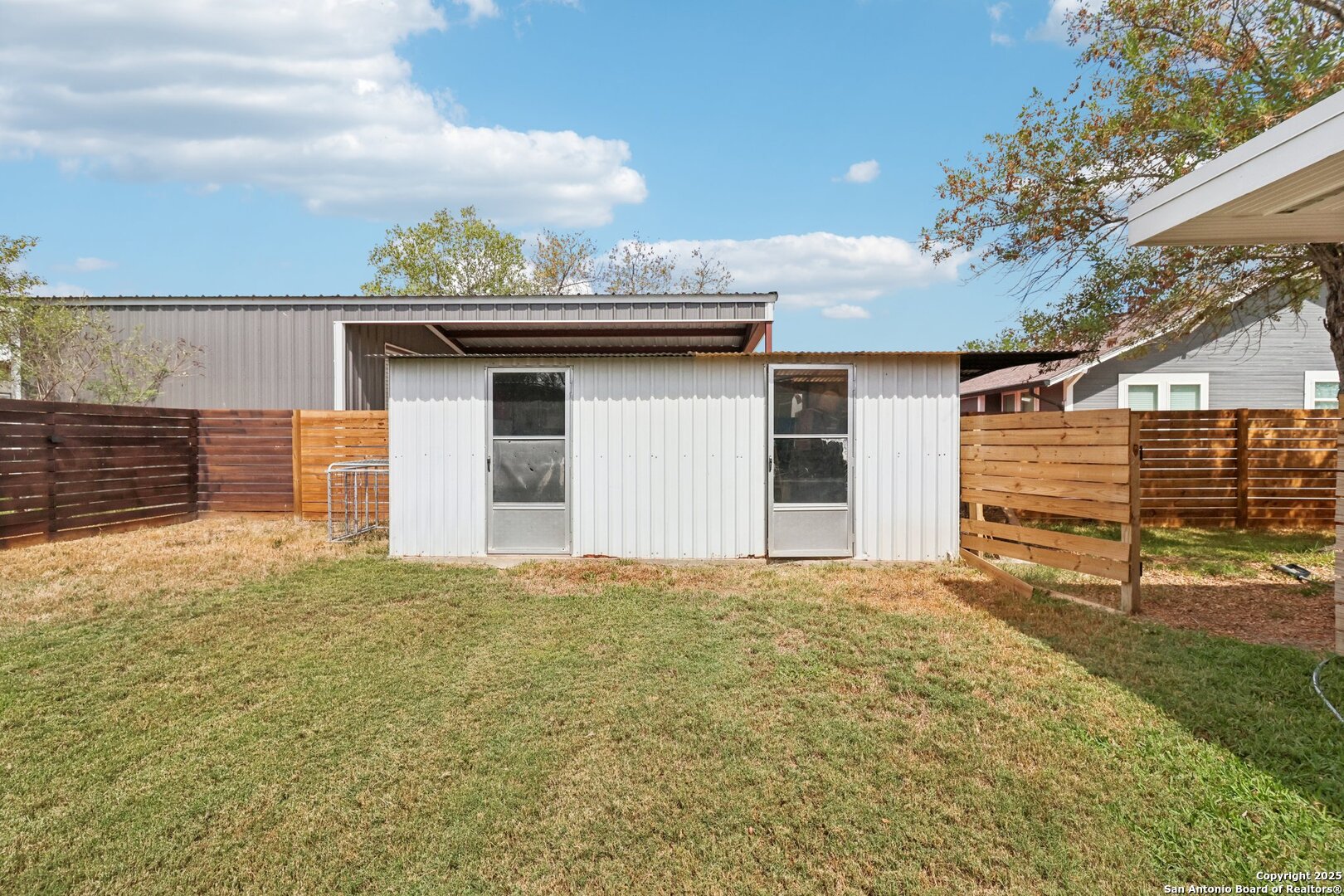 main property photo 51