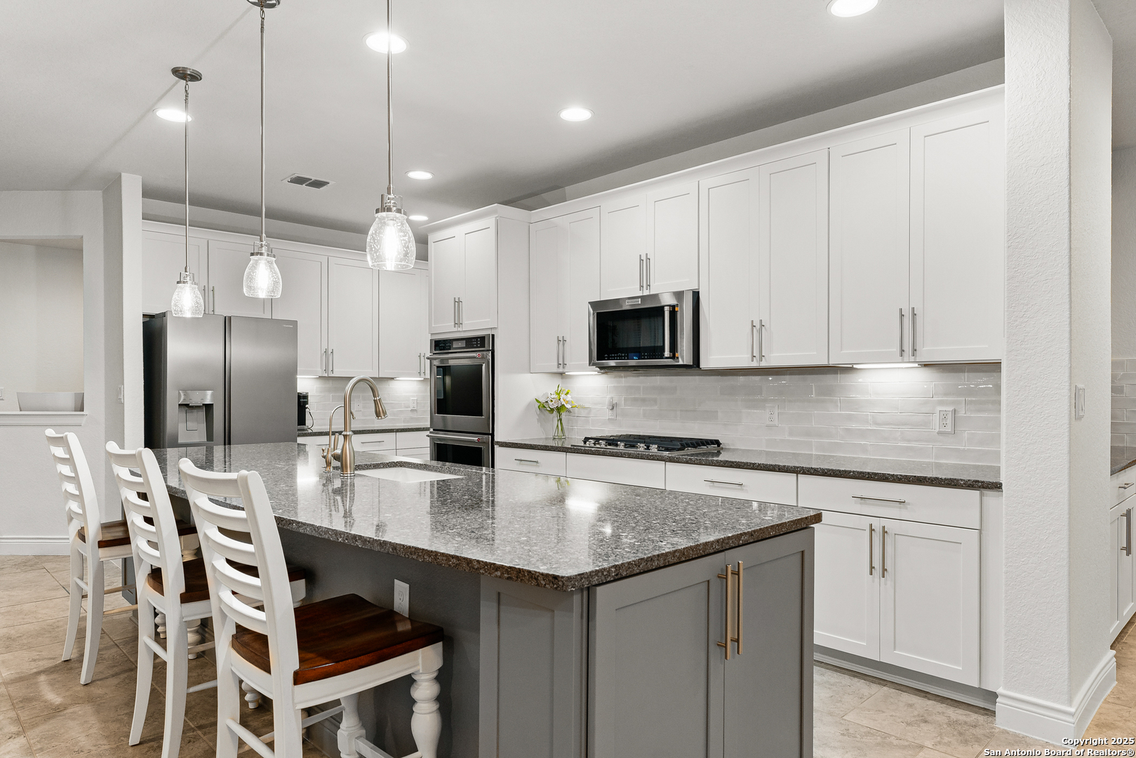 property viewer photo 12