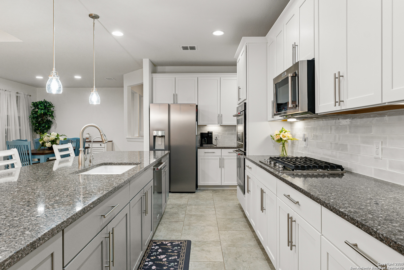 property viewer photo 13