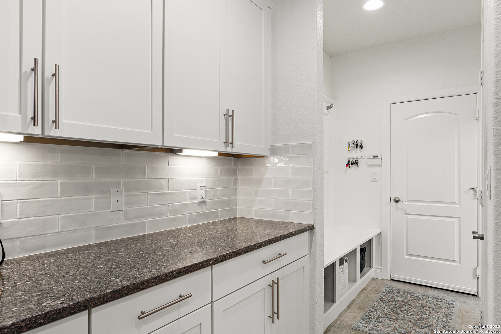 property viewer photo 17