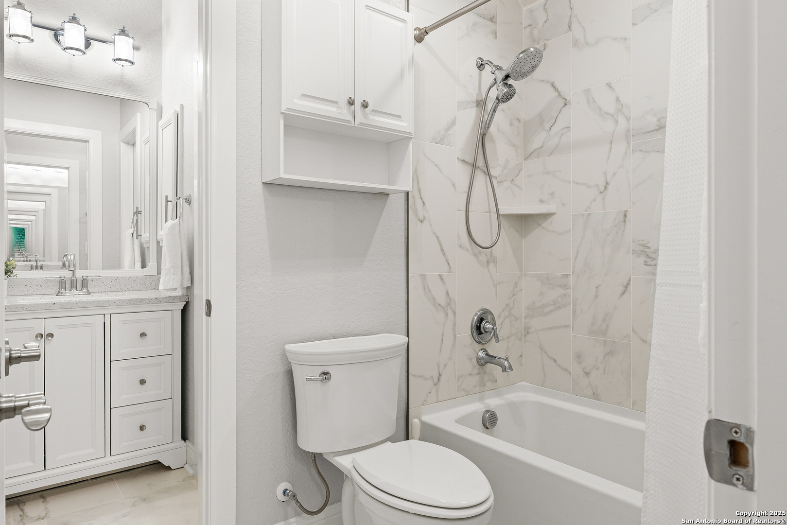 property viewer photo 42