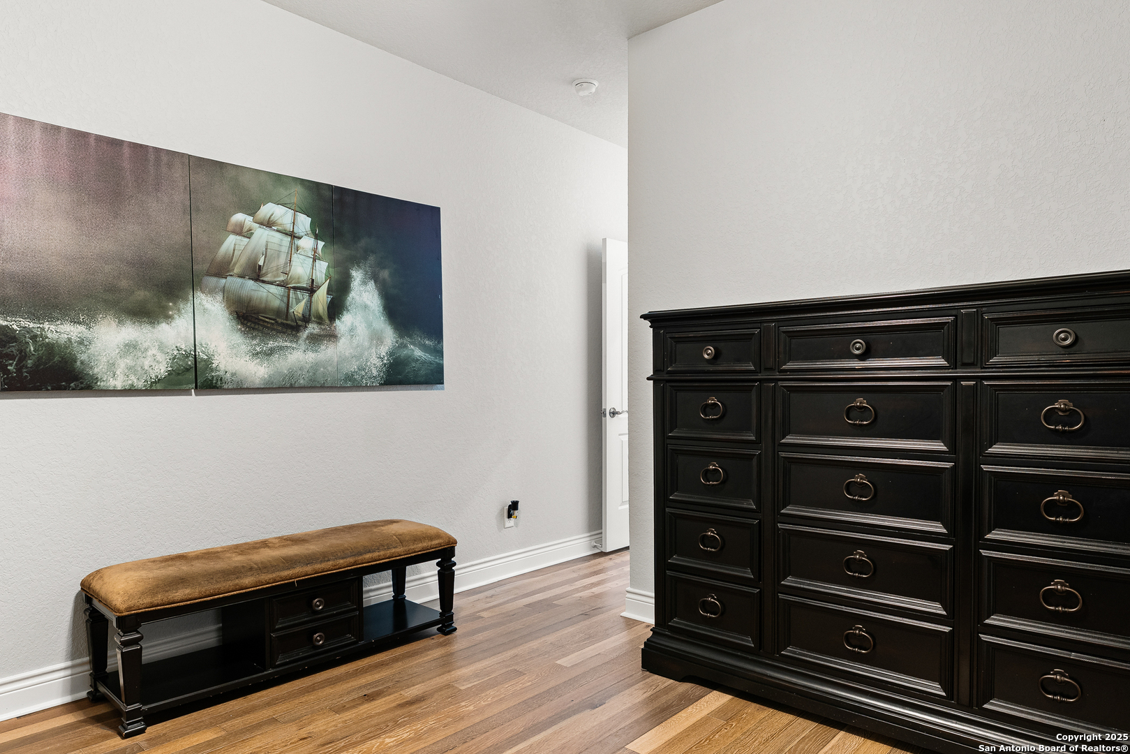 property viewer photo 43