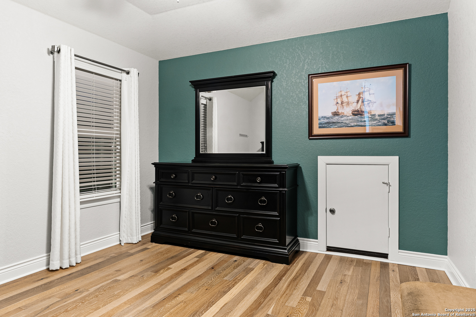 property viewer photo 44
