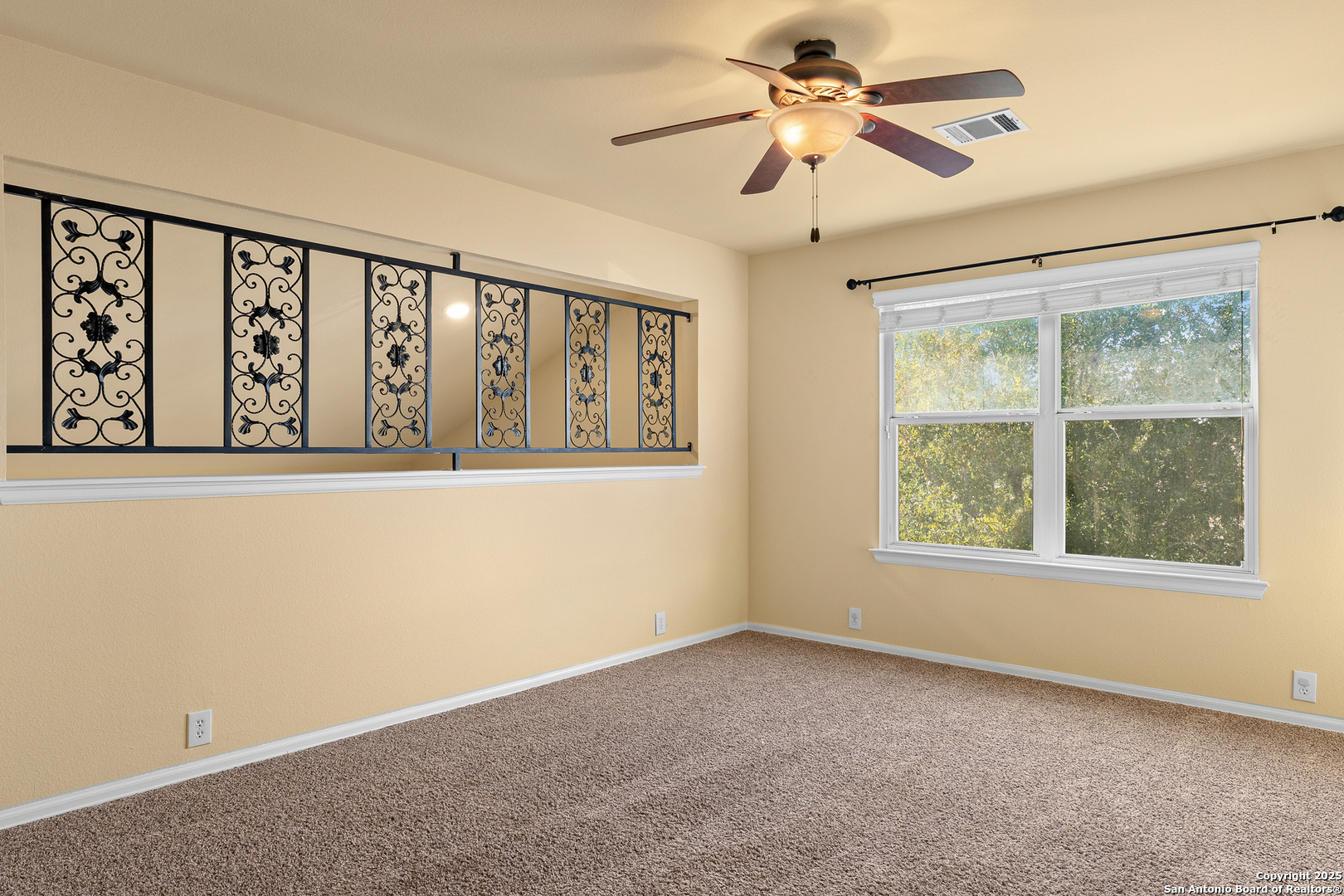 property viewer photo 21